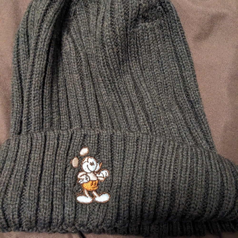 Disney Mickey mouse beanie hat